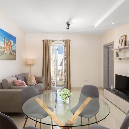 Edka Suites - Modern Sunlit 2Bd Apartments With Balconies - Close To Sliema Promenade, St Julian'S & St Georges Bay Gzira Buitenkant foto