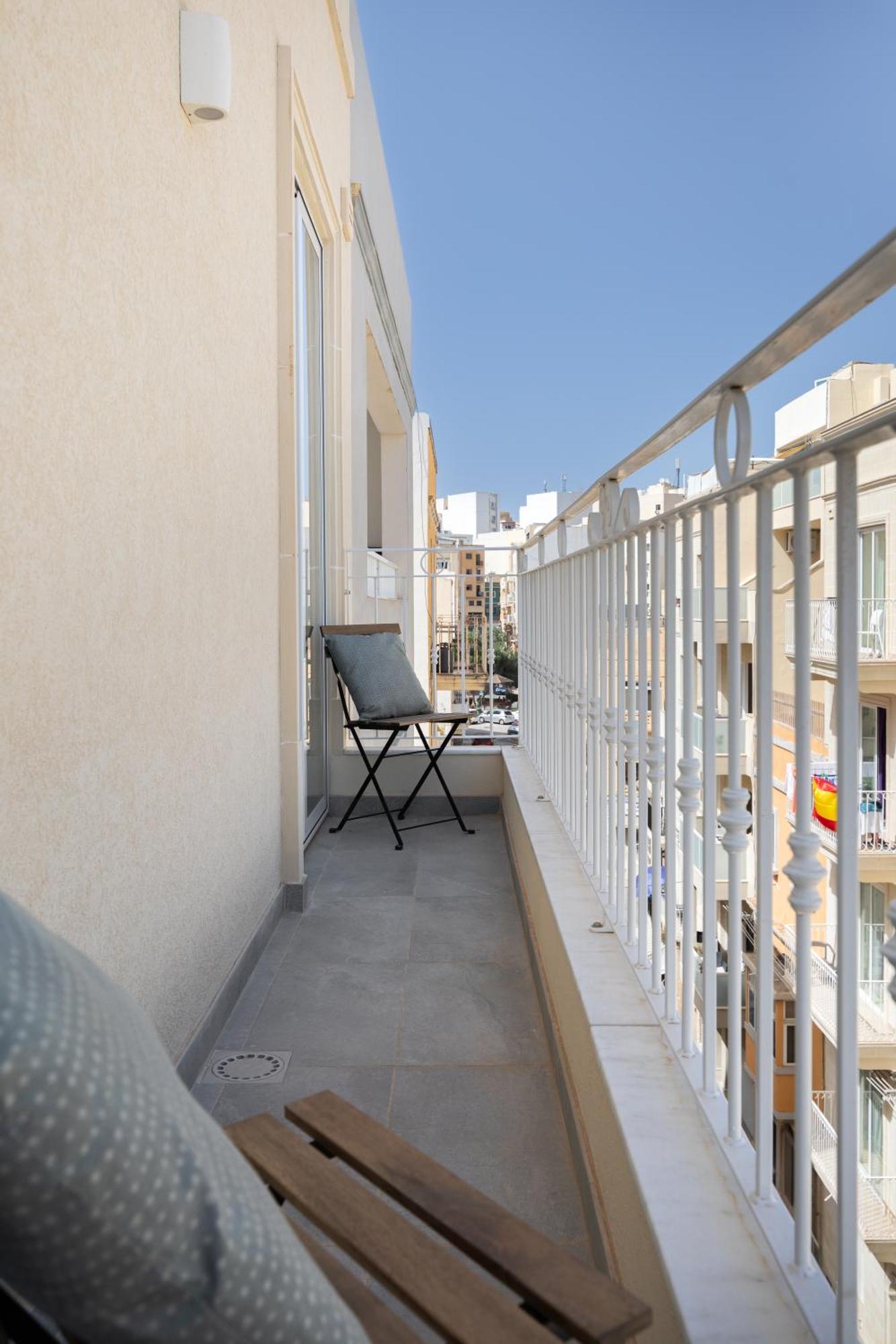 Edka Suites - Modern Sunlit 2Bd Apartments With Balconies - Close To Sliema Promenade, St Julian'S & St Georges Bay Gzira Buitenkant foto