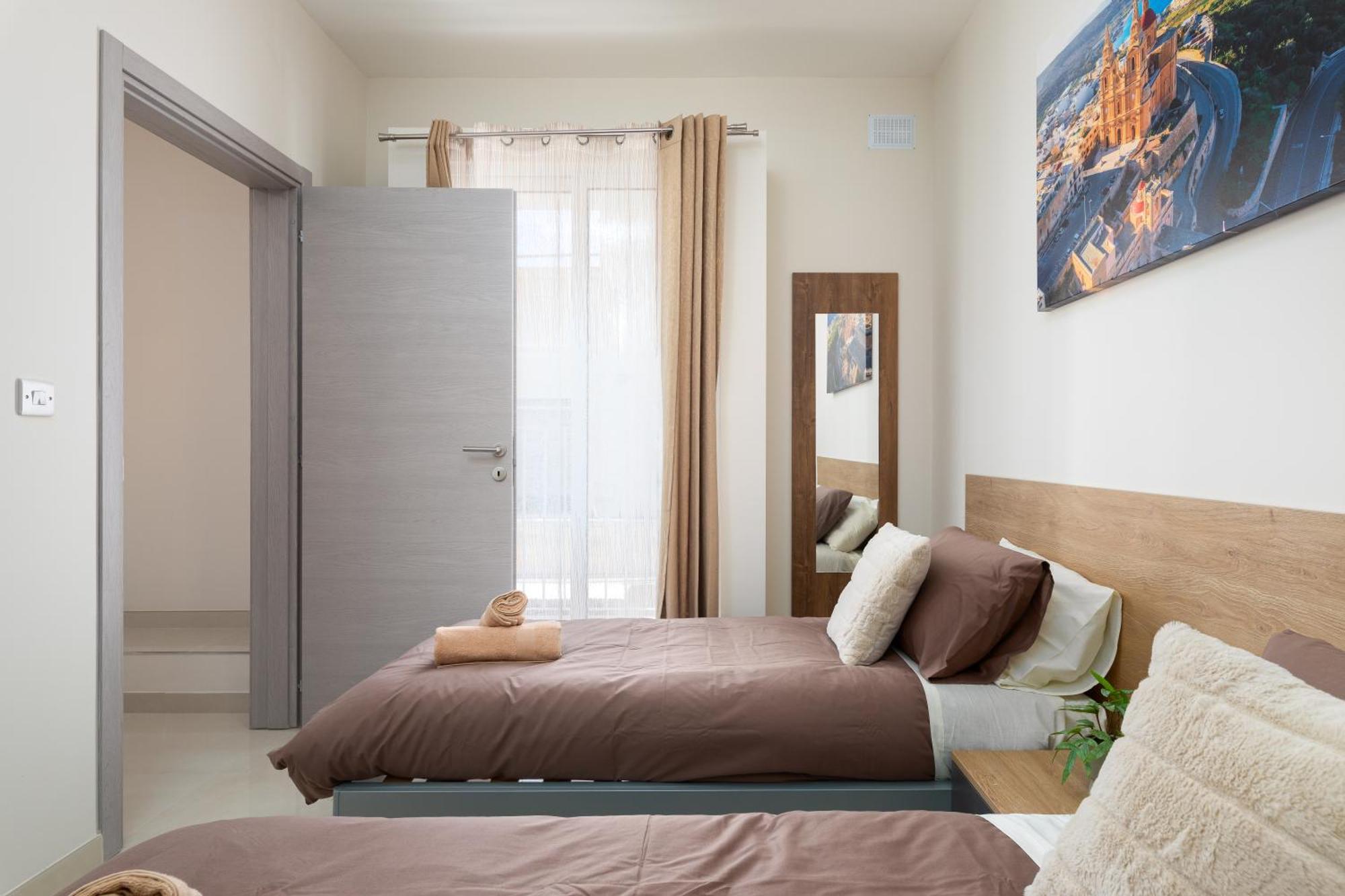 Edka Suites - Modern Sunlit 2Bd Apartments With Balconies - Close To Sliema Promenade, St Julian'S & St Georges Bay Gzira Buitenkant foto